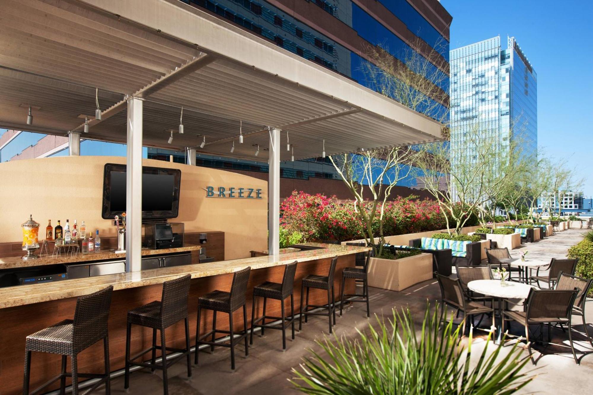 Sheraton Phoenix Downtown Exterior photo